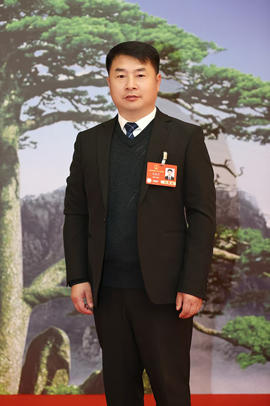 全國人大代表王忠。 受訪者供圖